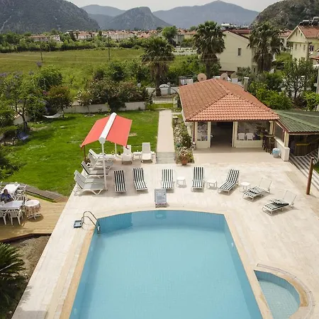 Hotel Yaprak 2*